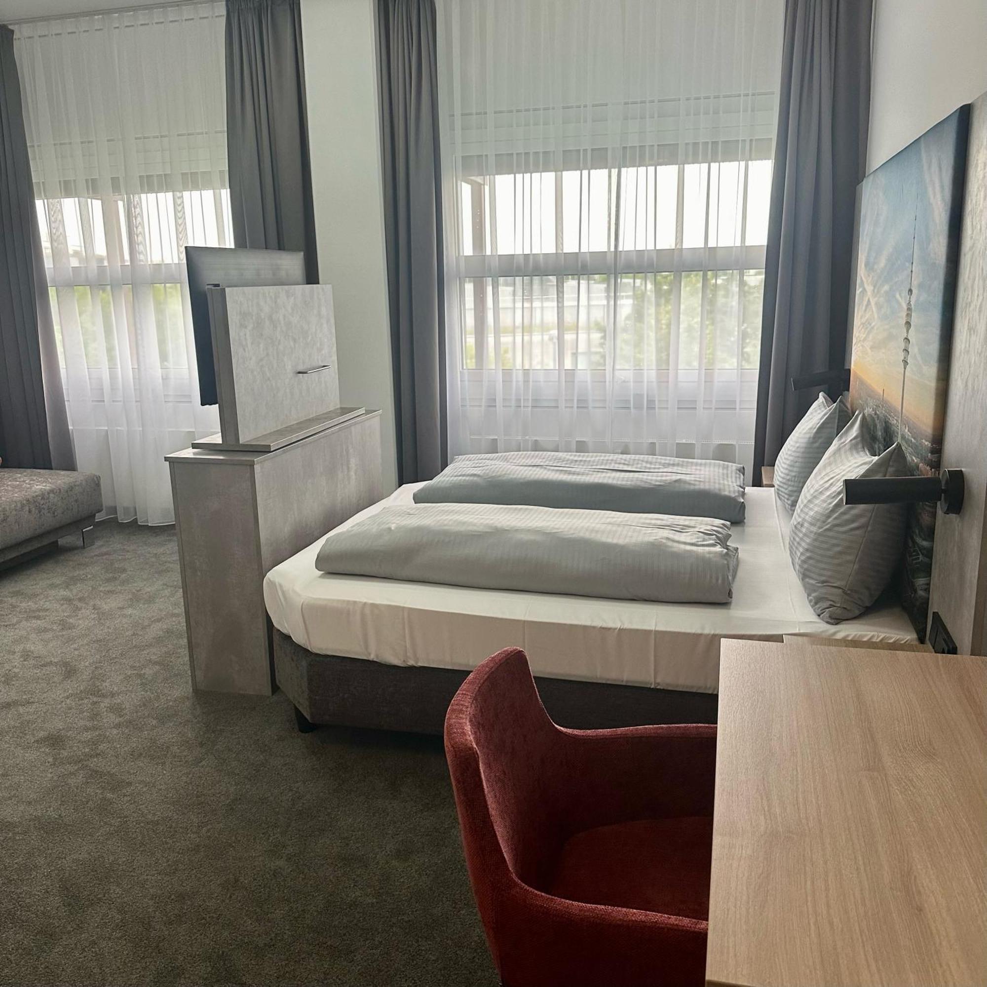 C&n - An Der Messe Hotel 4*
